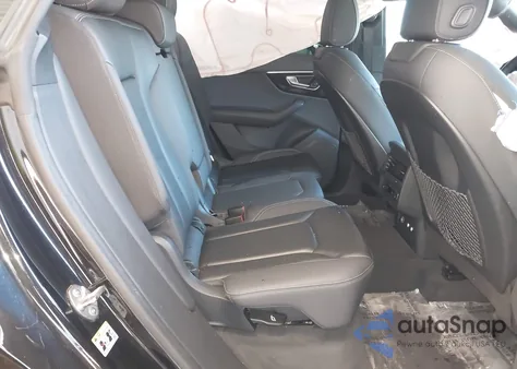 2019 Audi Q8 55 Premium z USA, uszkodzony, nr VIN WA1AVAF13KD017408